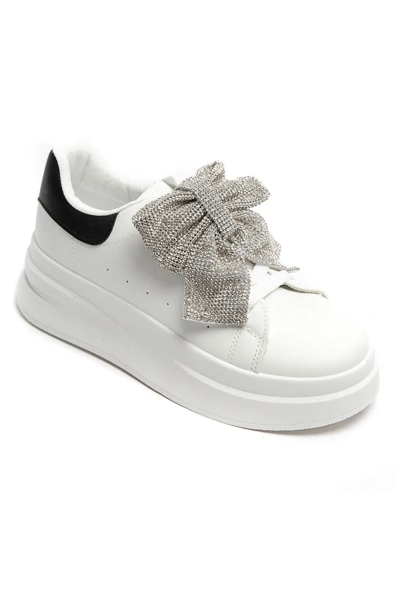 Sneaker mit Strassschleife